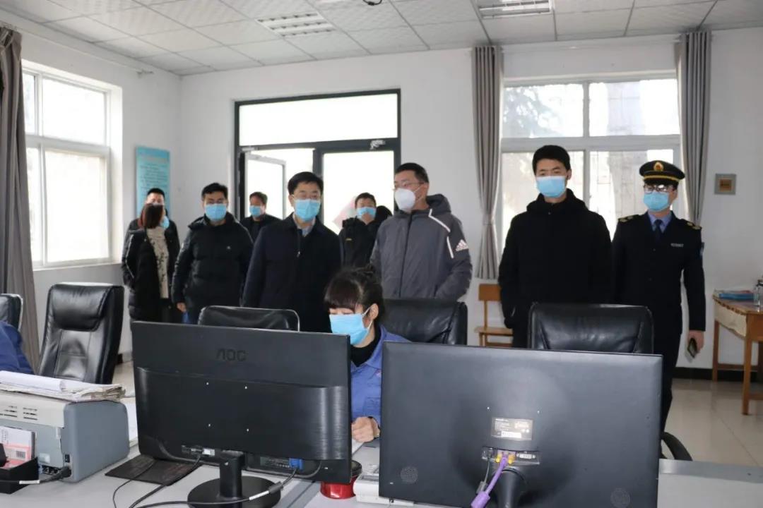 市,國資委,、,衛(wèi)健,委,領(lǐng)導(dǎo),到,公司,檢查,2月, . 市國資委、市衛(wèi)健委領(lǐng)導(dǎo)到公司檢查指導(dǎo)防疫工作